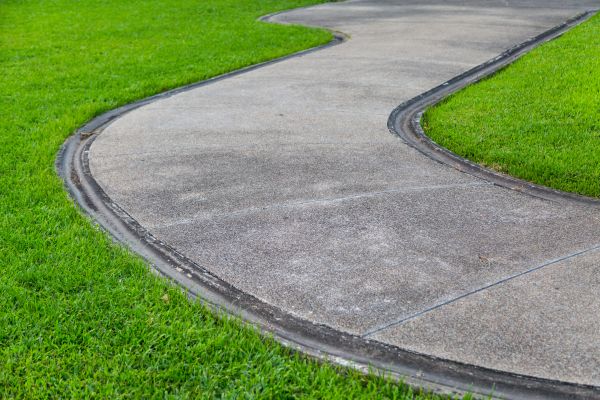 Cost of Concrete Sidewalk Construction in Raleigh