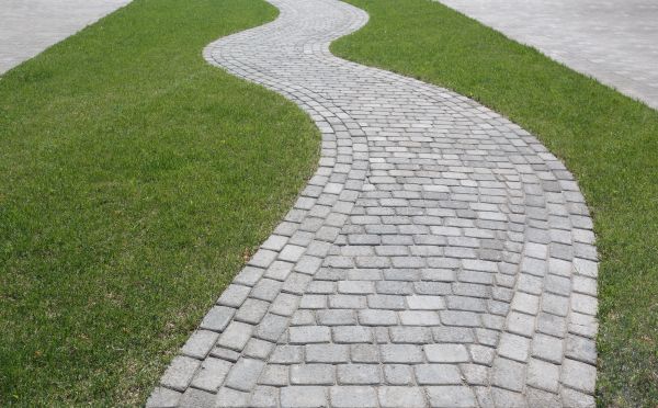 Cost of Walkway Paving in Raleigh