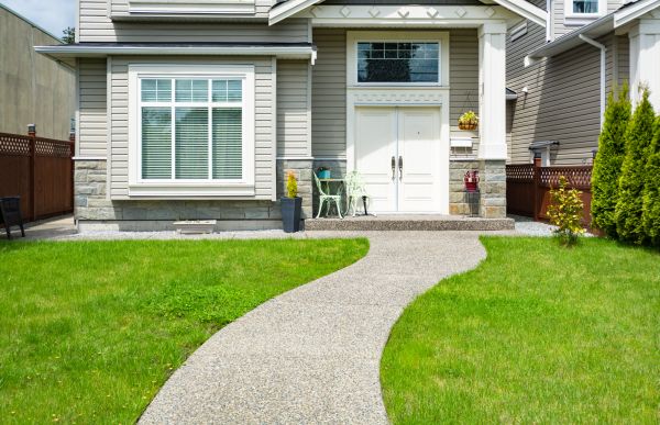 Cost of Concrete Path Construction in Raleigh