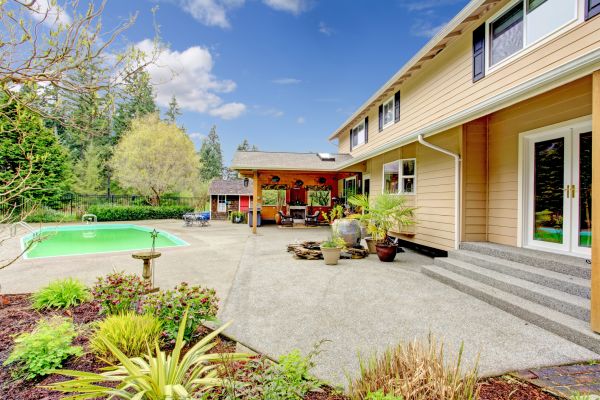 Cost of Pool Area Concreting in Raleigh